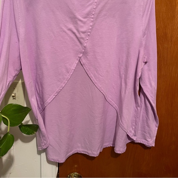 Plus Size Fabletics Open Back Shirt - Picture 2 of 3